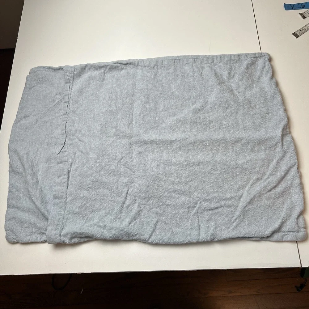 Pottery Barn Light Blue Chambray Lightly Textured Standard Sham 23x17